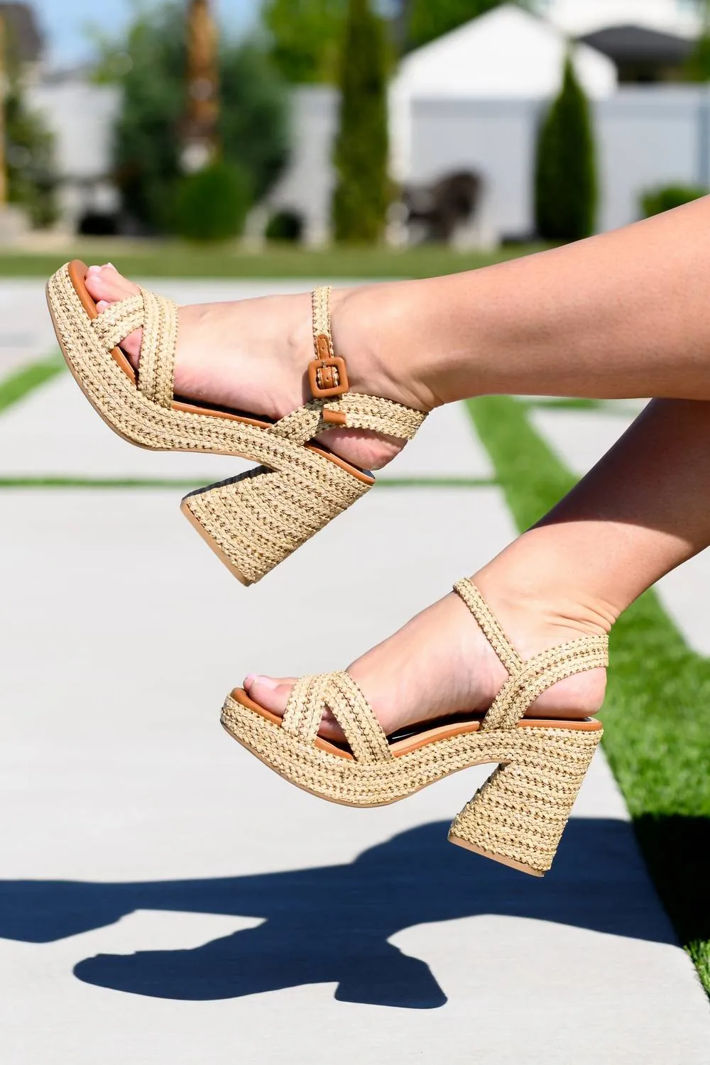 Bon Voyage Rope Woven Heel Shoes In Tan