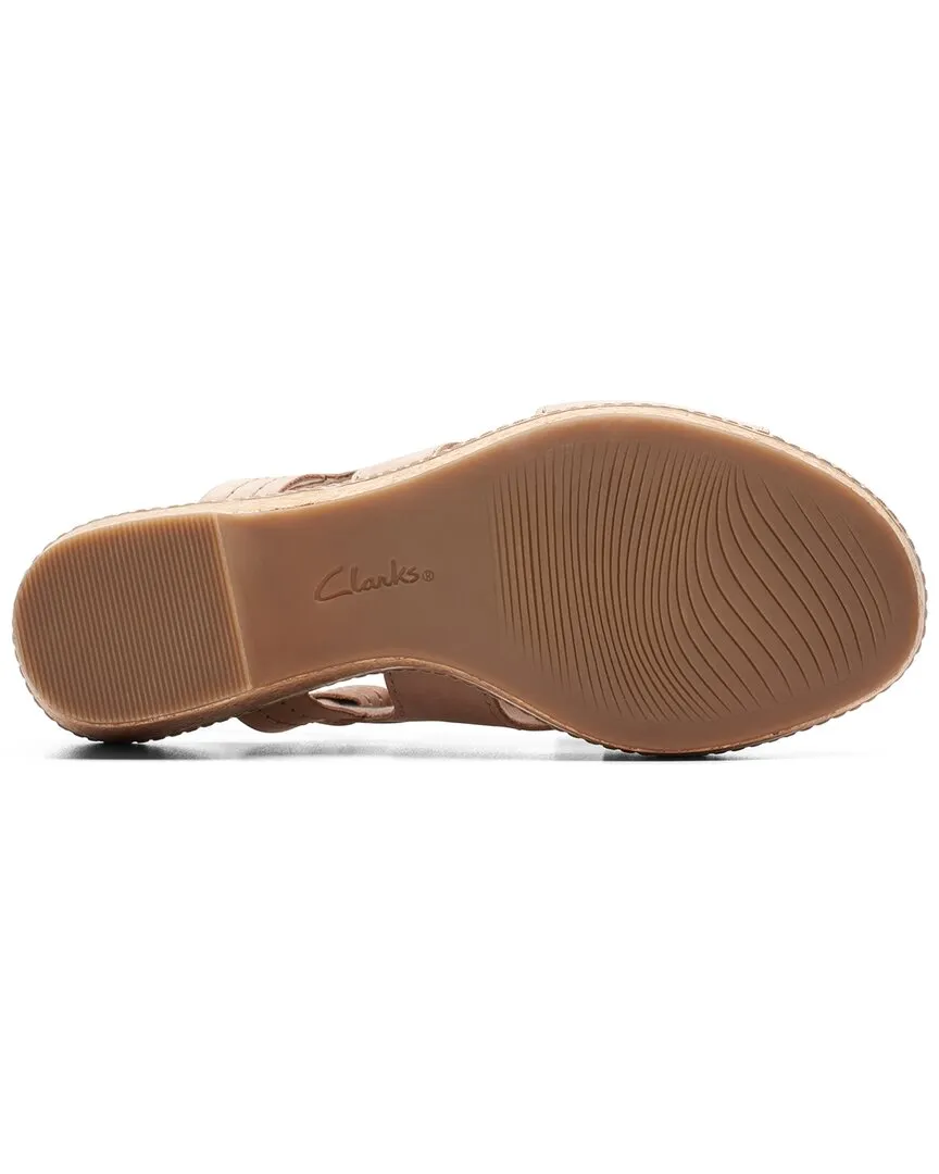 Clarks Giselle Loop Leather Sandal