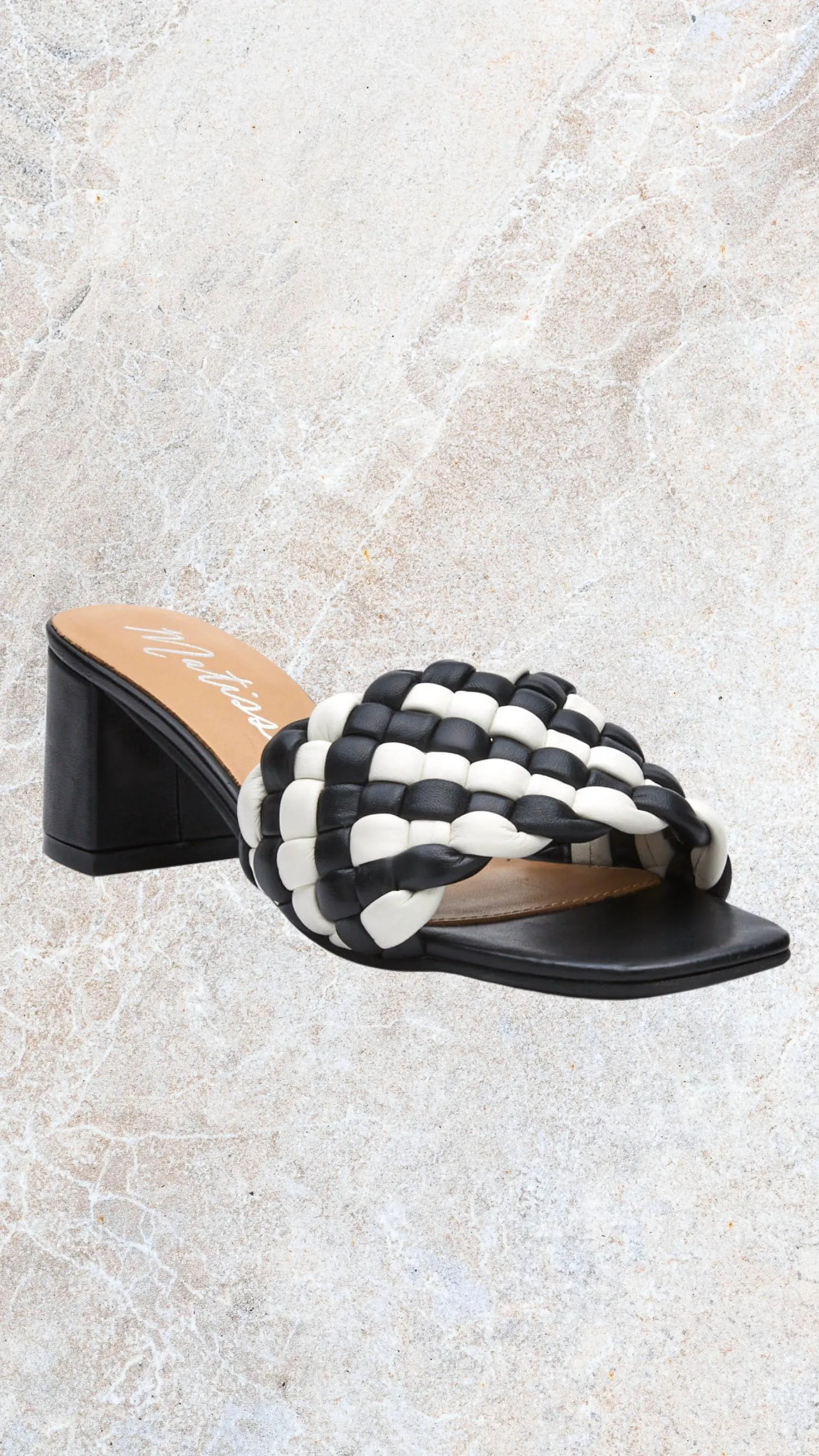 Gigi Sandal In Black/white