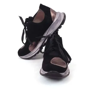 Hellen Polka Dot Sneaker In Black
