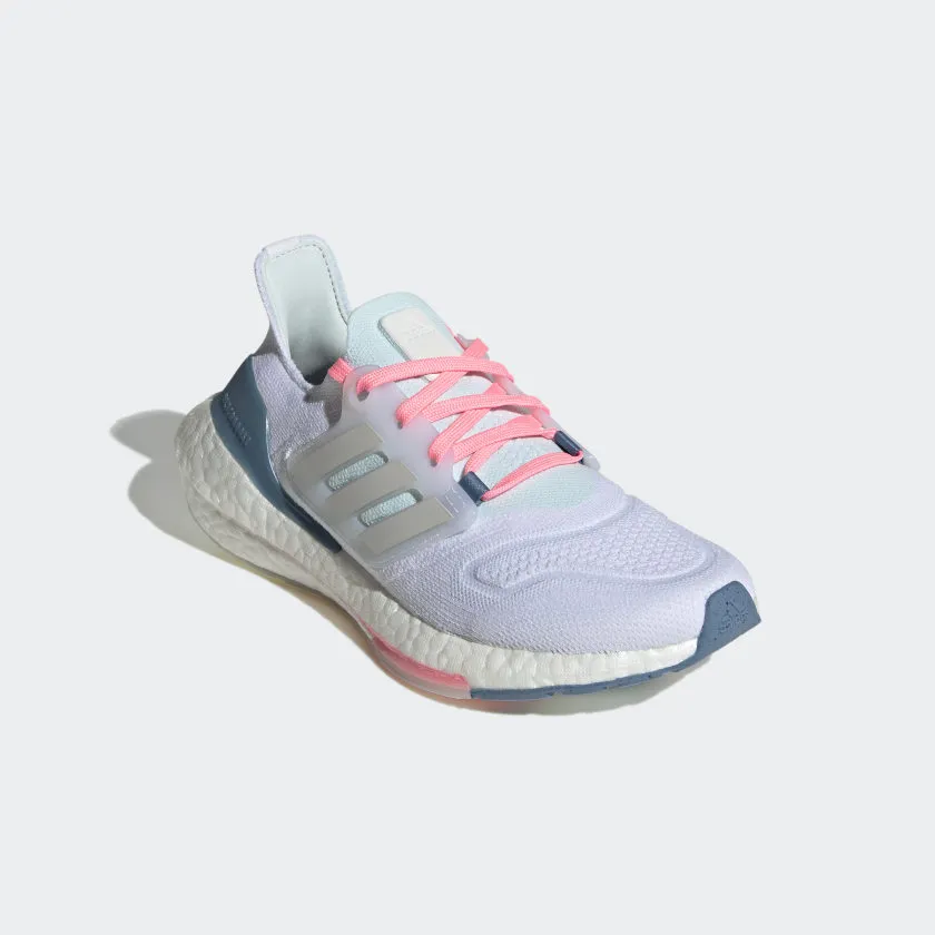 Kids' adidas Ultraboost 22 Running Shoes
