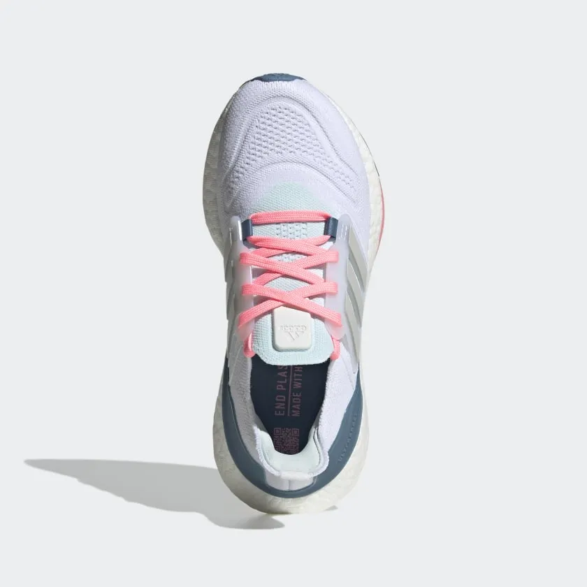 Kids' adidas Ultraboost 22 Running Shoes
