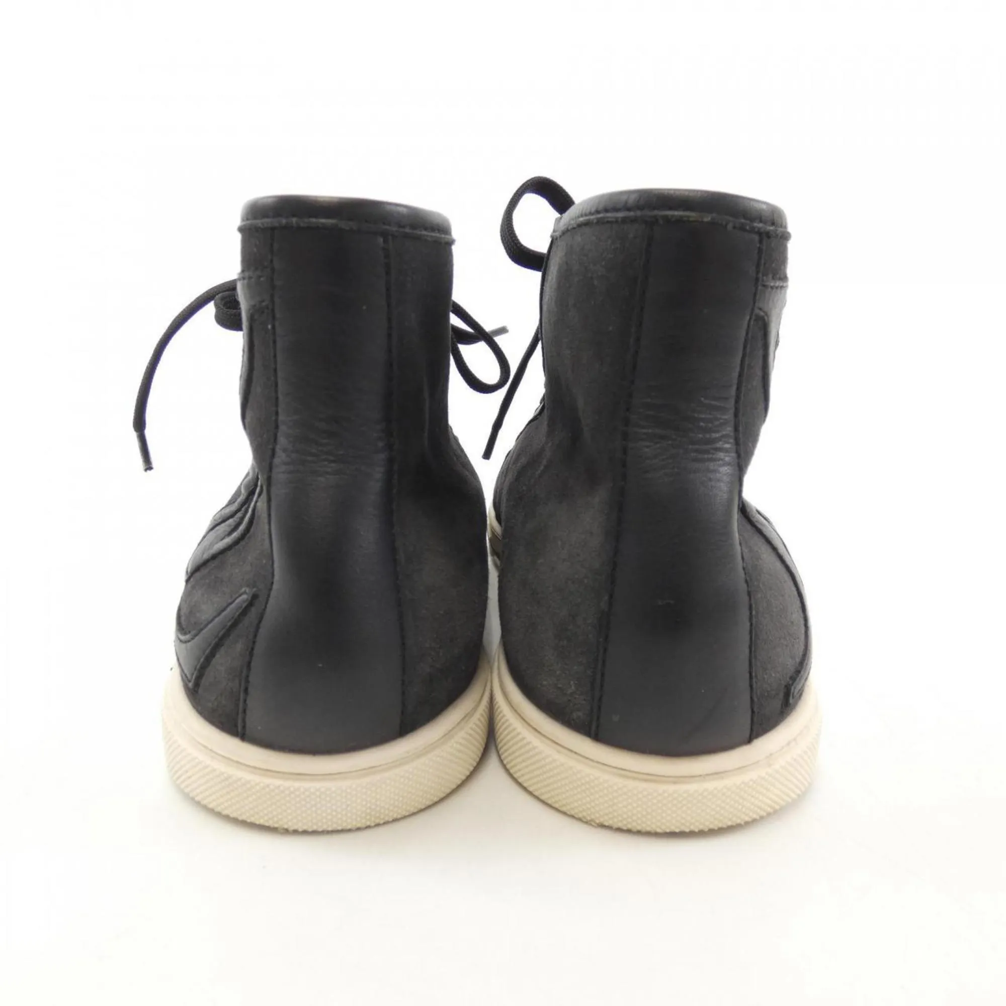 Louis Vuitton Sneakers (Pre-Owned)