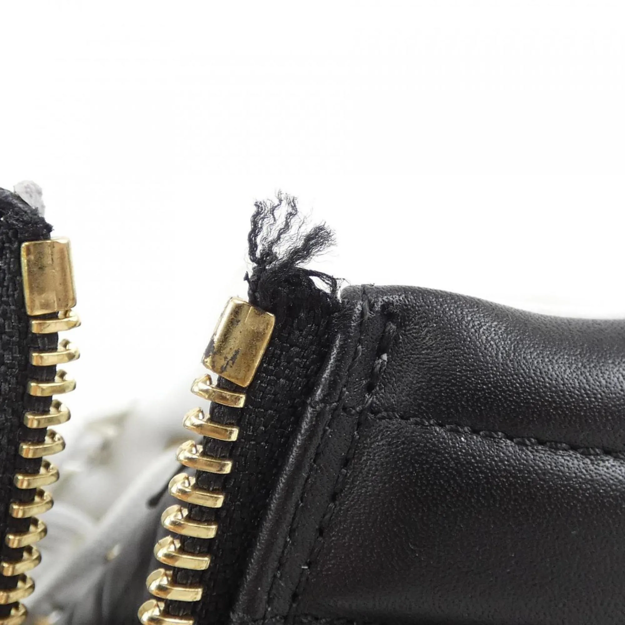 Louis Vuitton Sneakers (Pre-Owned)