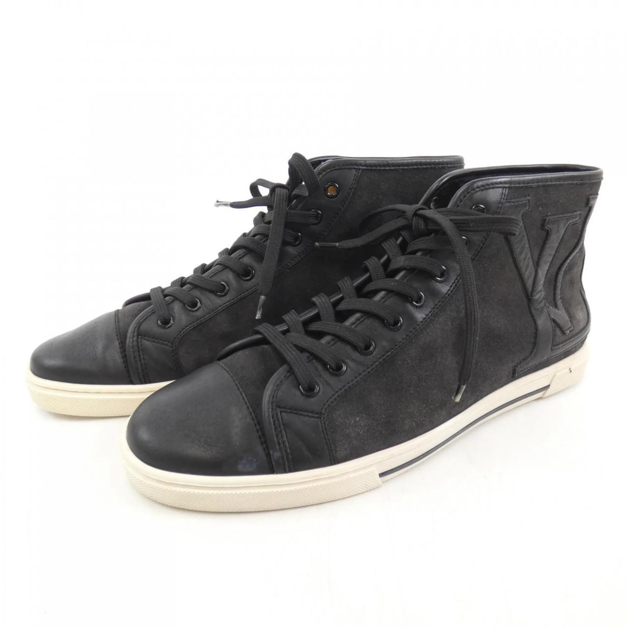 Louis Vuitton Sneakers (Pre-Owned)