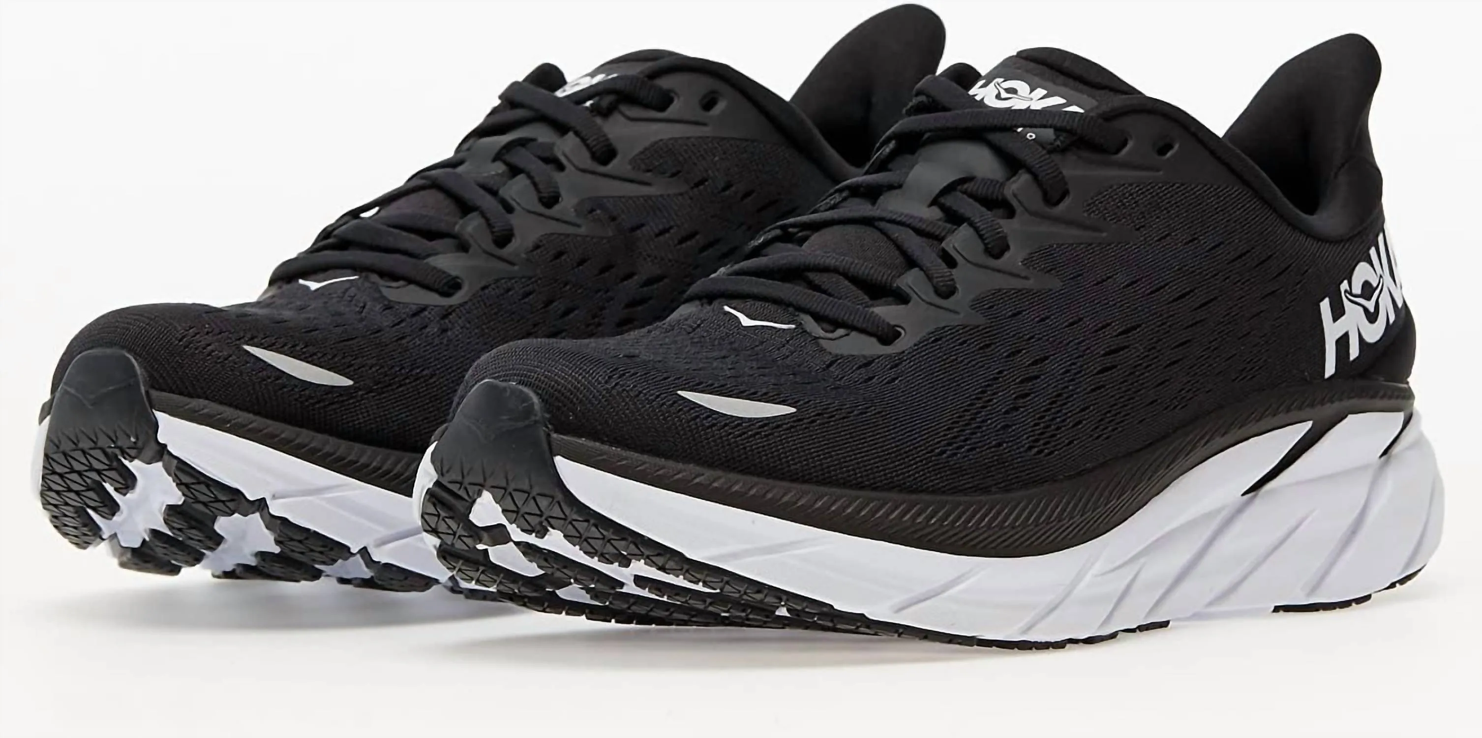 Men's Clifton 8 In Black/white