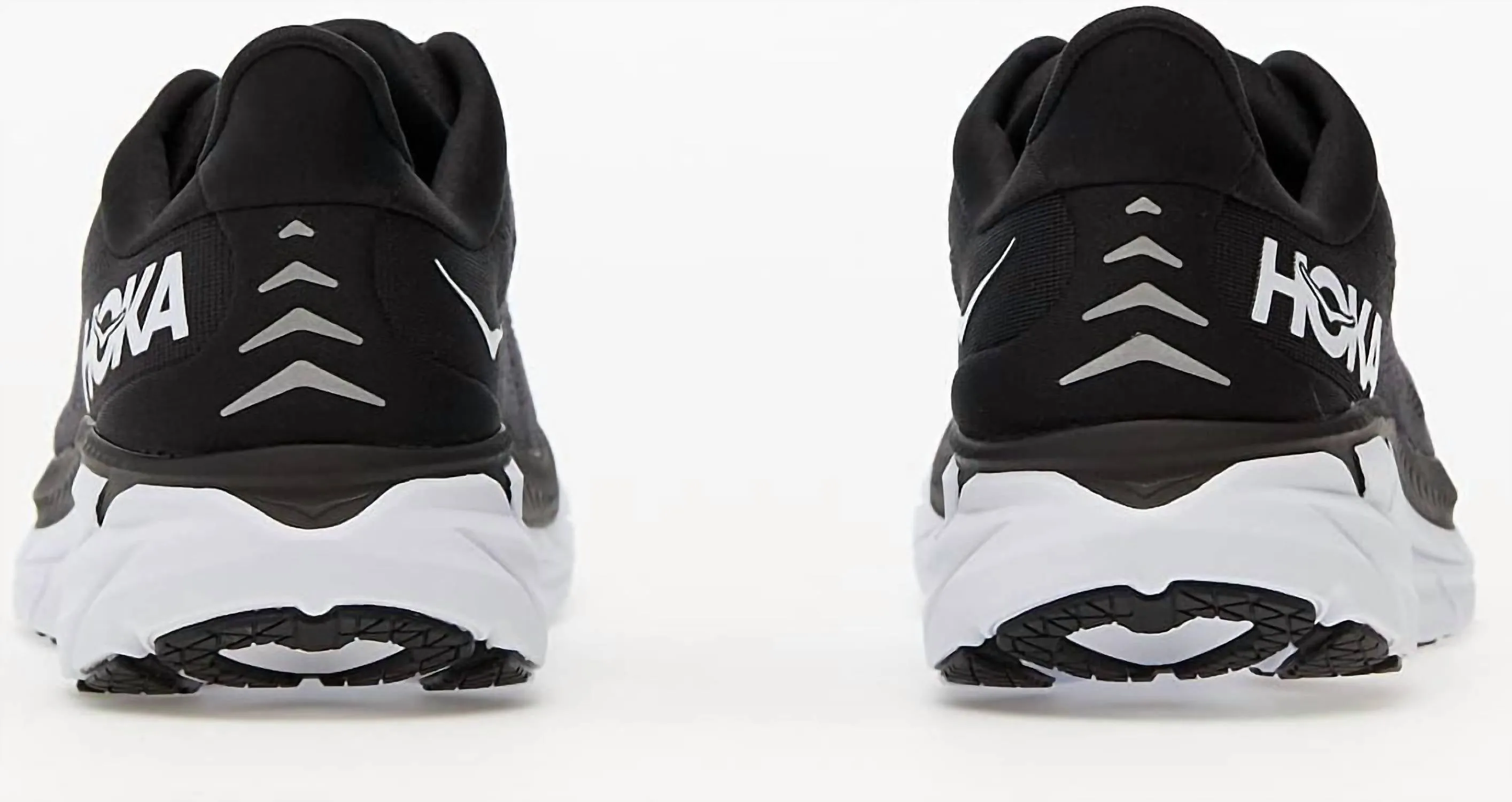 Men's Clifton 8 In Black/white