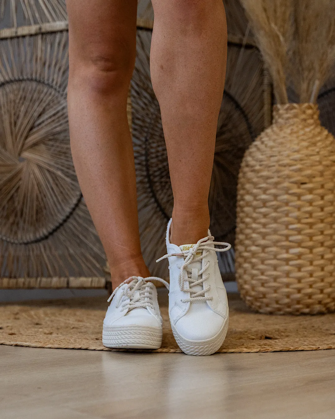NEW Blowfish Super Slide Sneakers - White