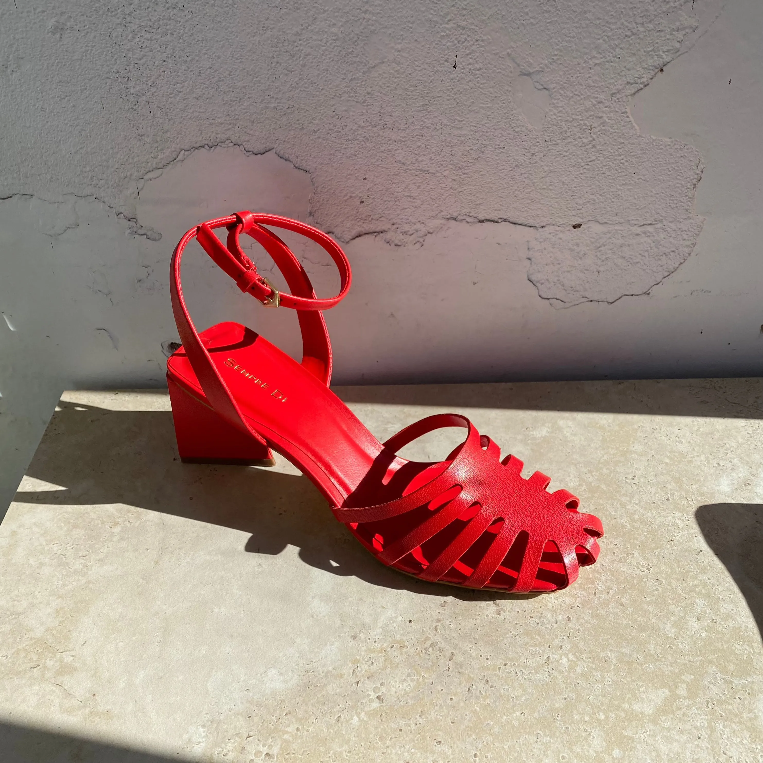 Sempre Di Luminosa Red