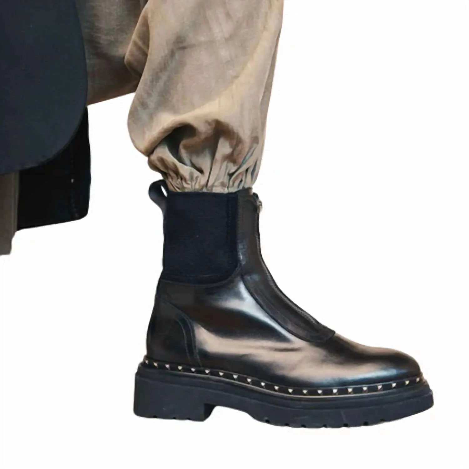 Siena Flat Ankle Boot In Sierra Black