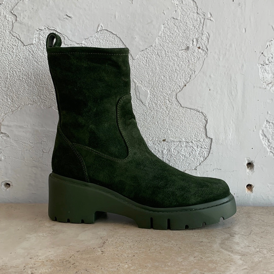 Unisa Jofo Green Suede