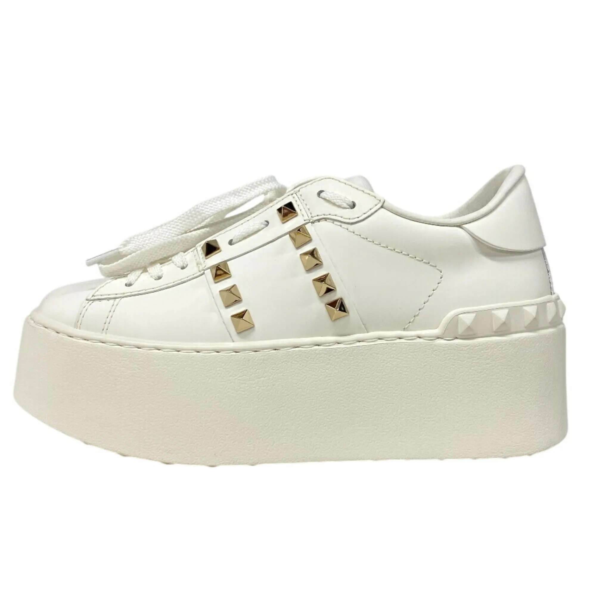 Valentino Garavani Sneakers (Pre-Owned)