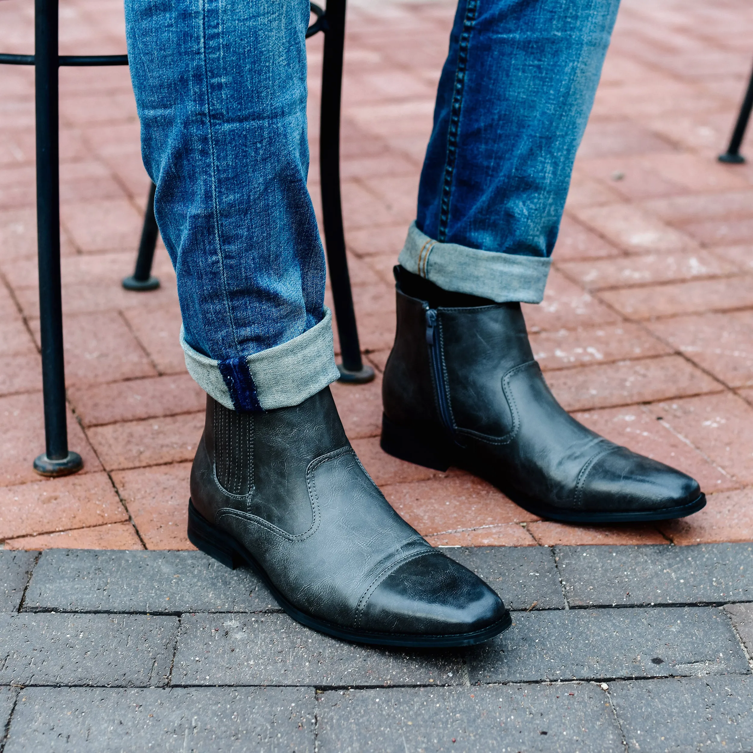 Vance Co. Men's Wide Width Alex Chelsea Boot