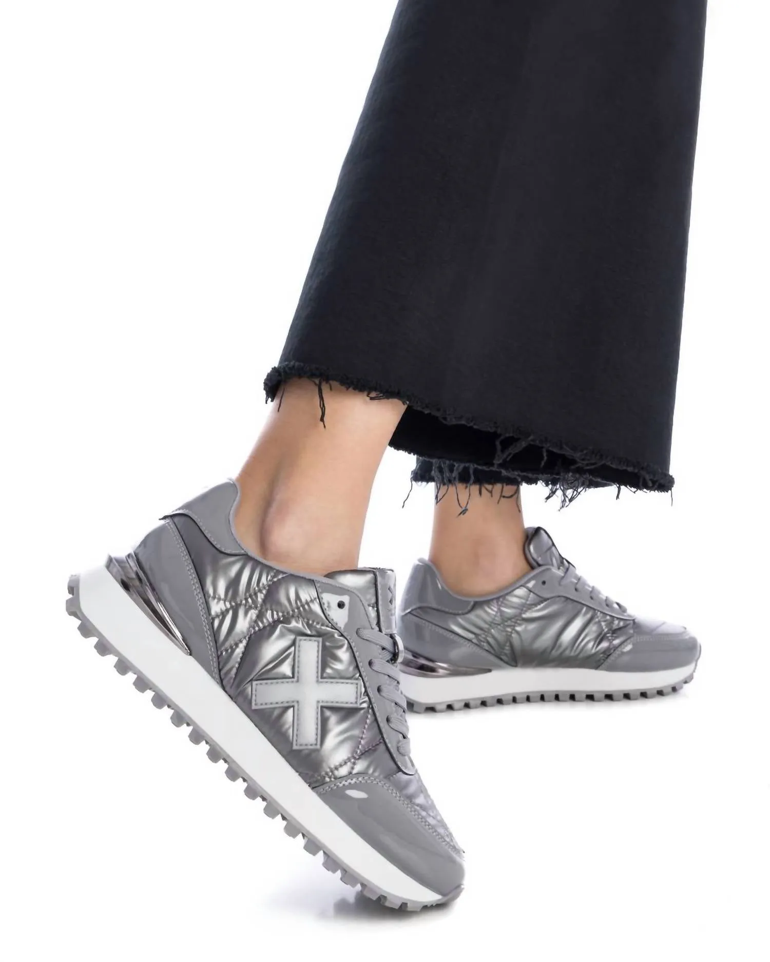 Women's Casual Sneakers In Silver