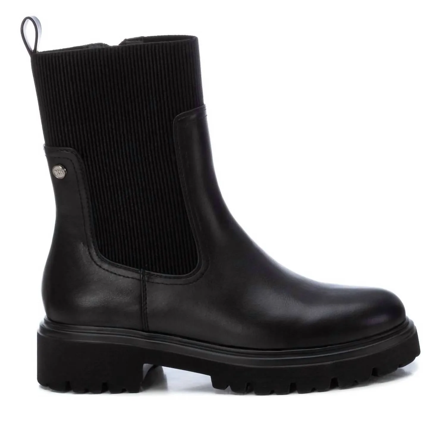 Women's Chelsea Booties In Black