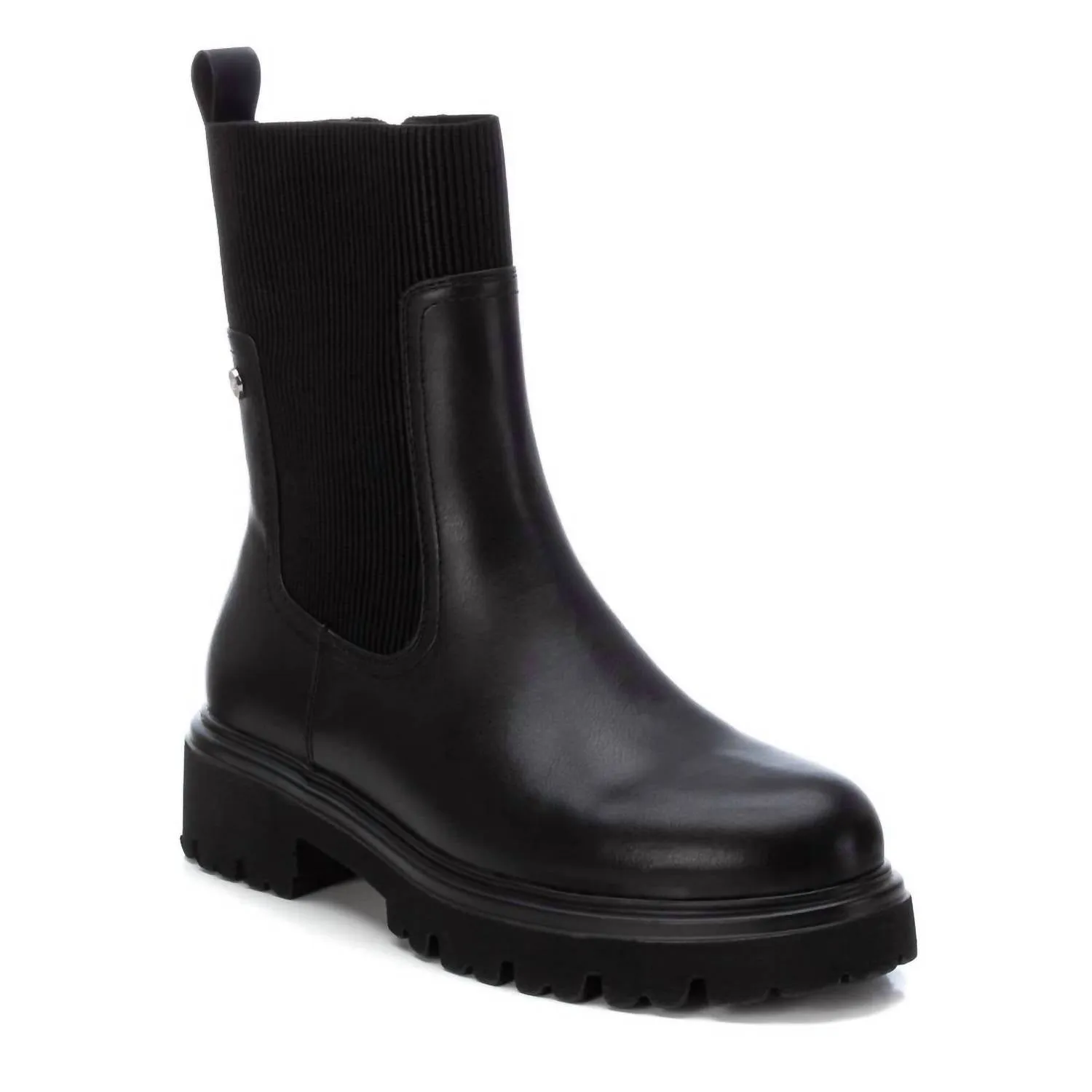 Women's Chelsea Booties In Black