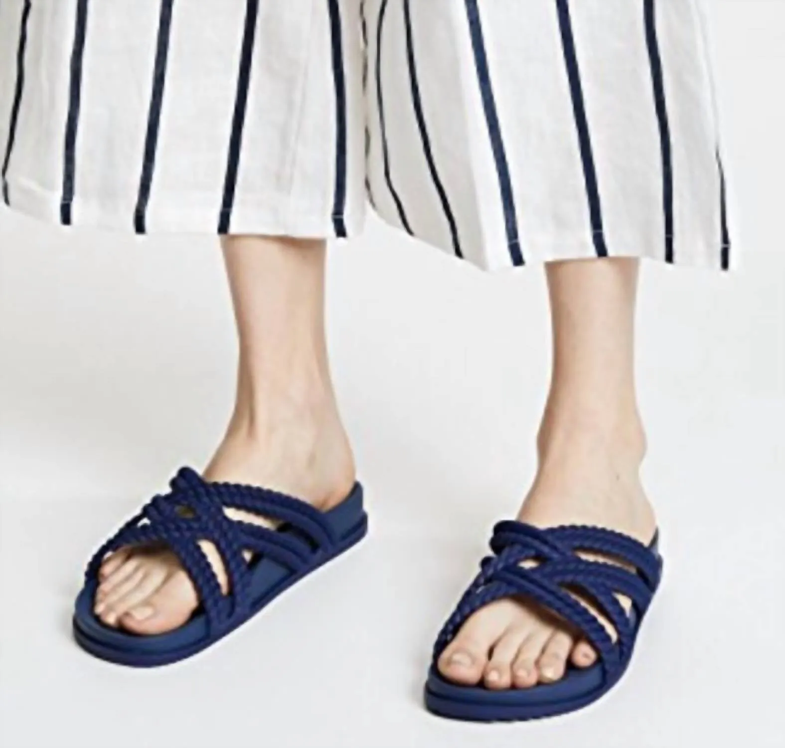Women's Cosmic Salinas Sandal In Navy