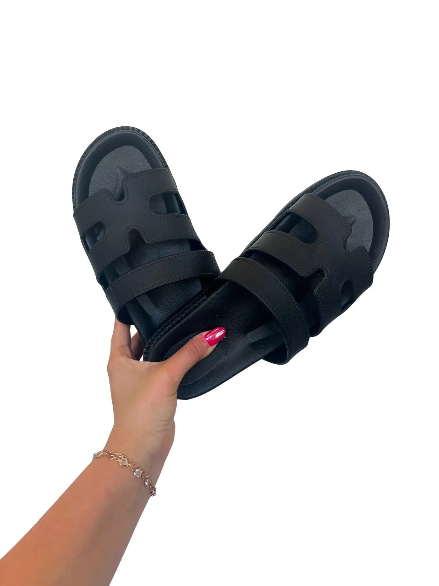 Women's Fallon Slip On Sandals In Black
