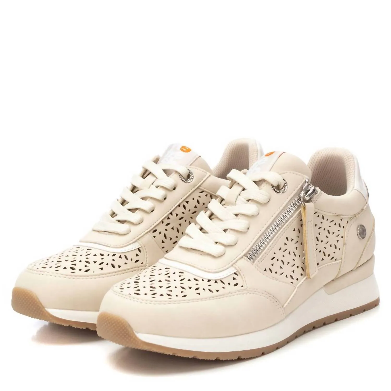 Women's Fashion Comfort Sneakers In Ice