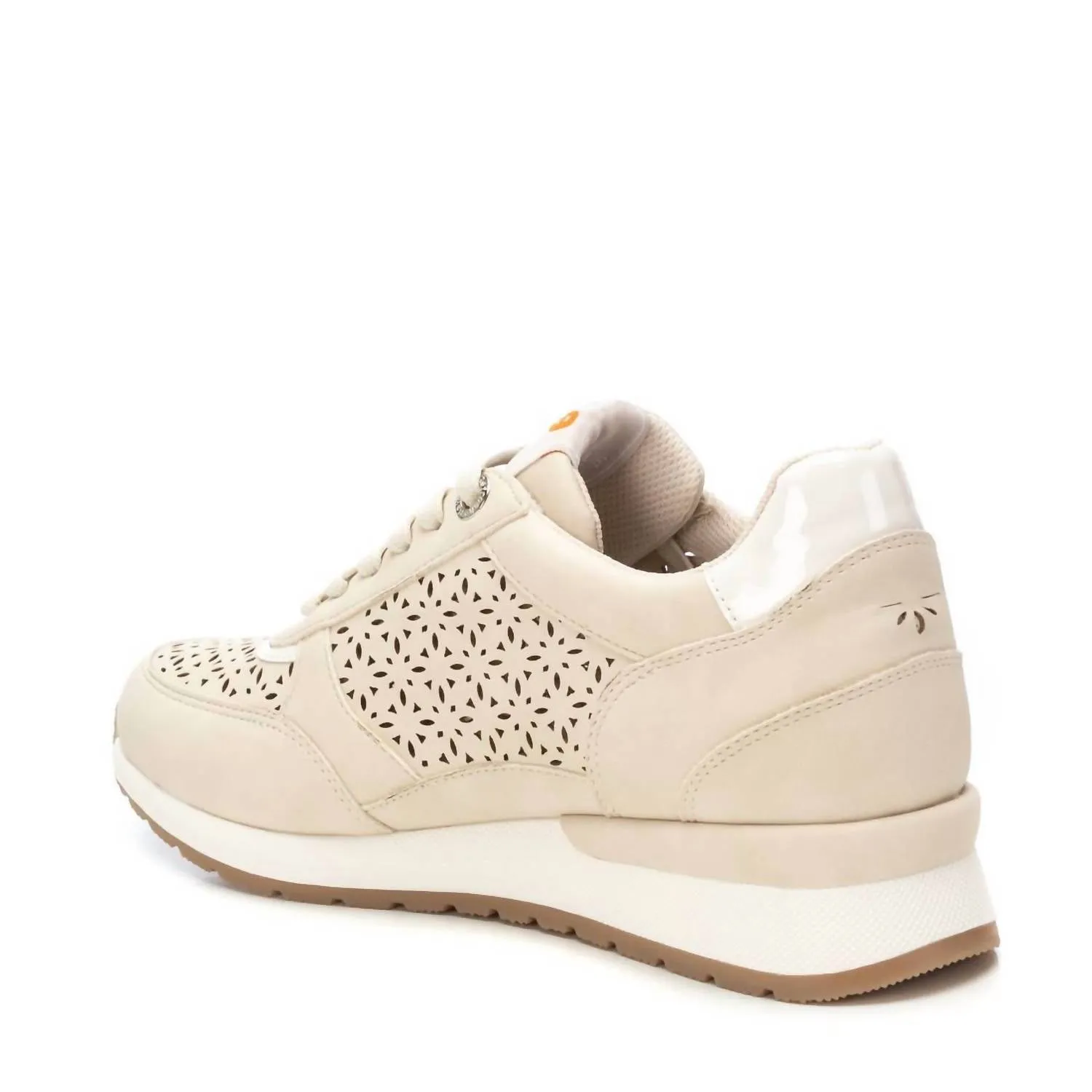 Women's Fashion Comfort Sneakers In Ice