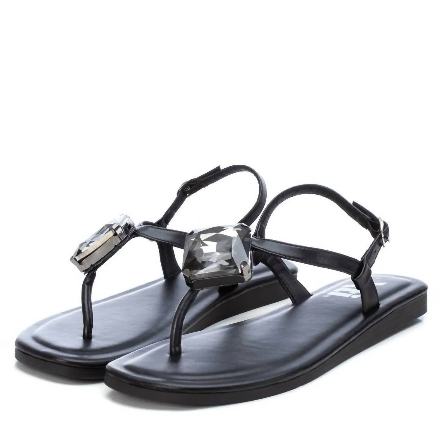 Women's Flat Sandals In Black