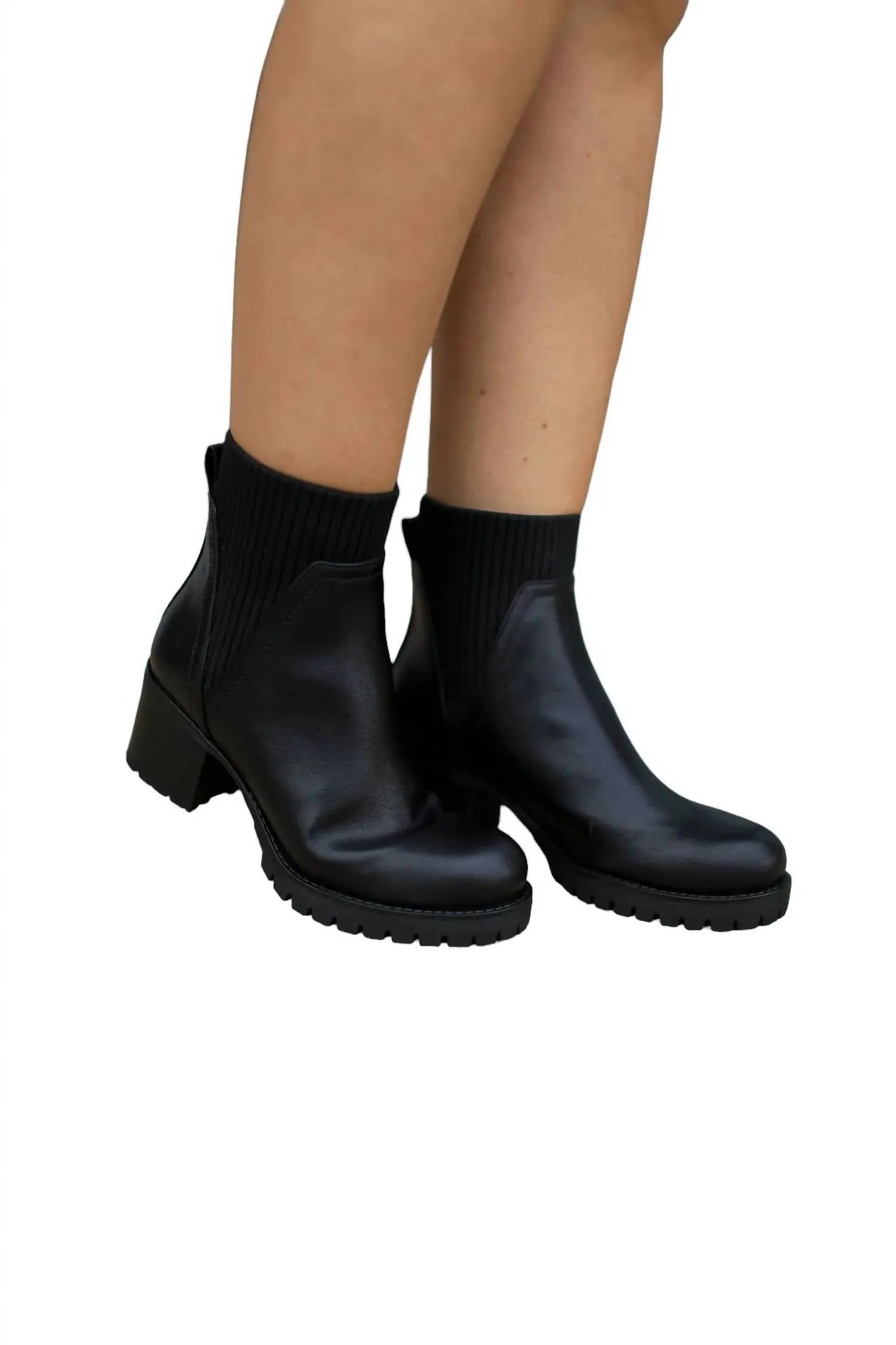 Women's Jasper Booties In Black