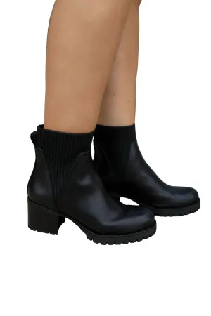 Women's Jasper Booties In Black