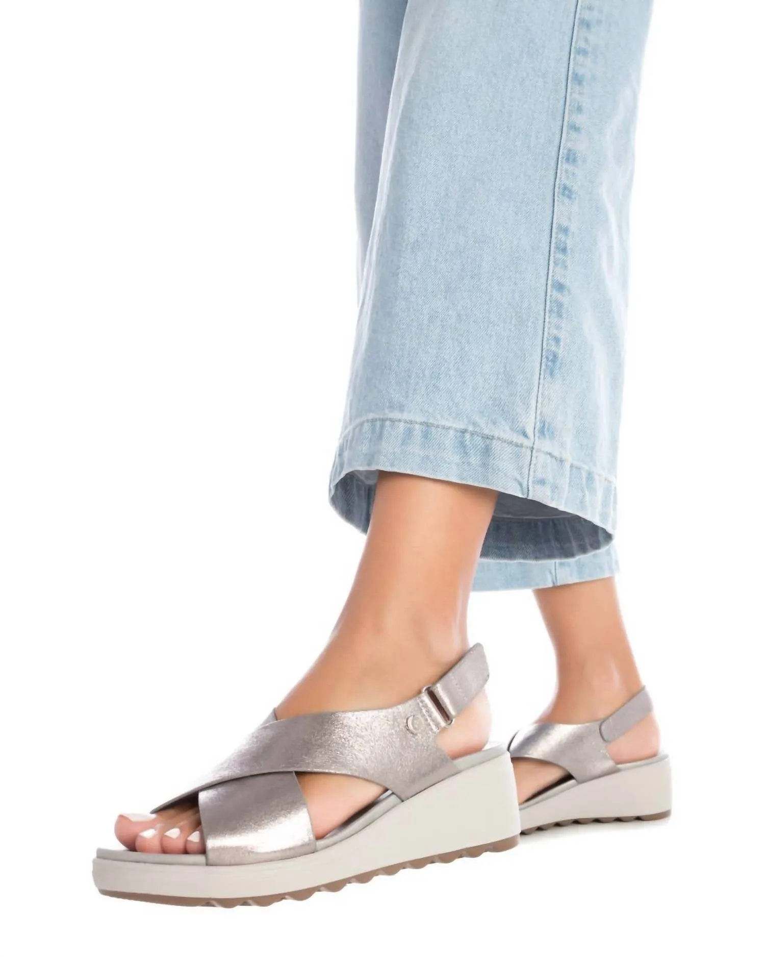 Women's Low Wedge Sandals In Silver