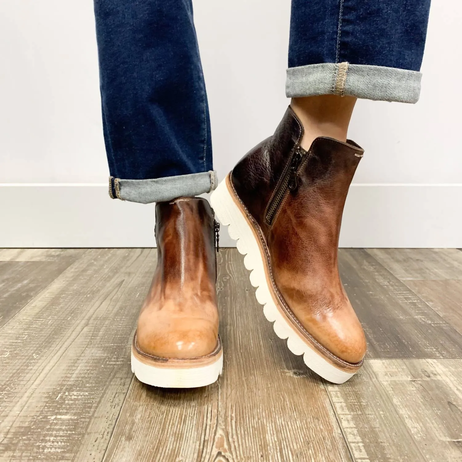 Women's Lydyi Boot In Cold Brew Td