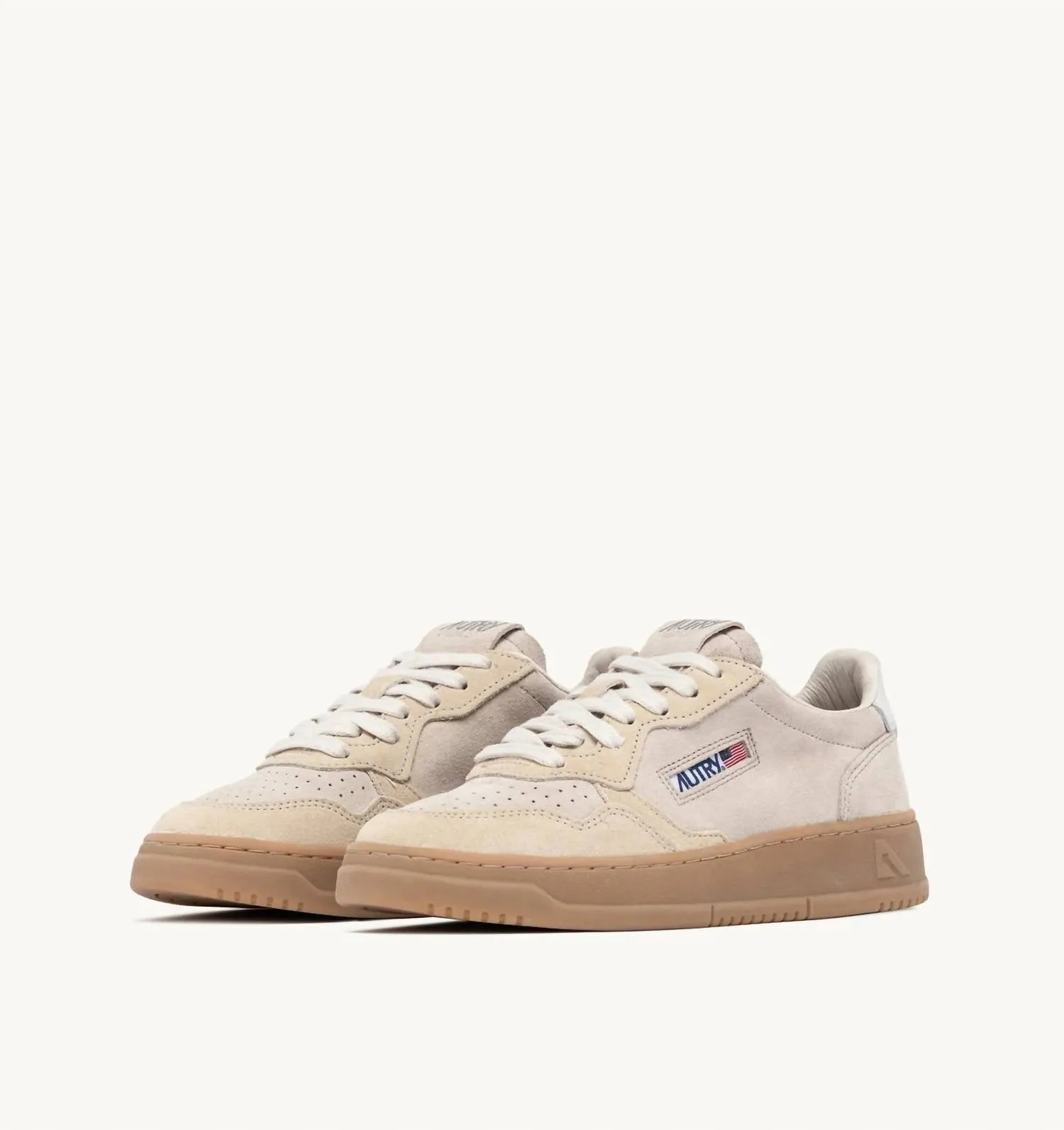 Women's Medalist Low Sneakers In Sand/ecru