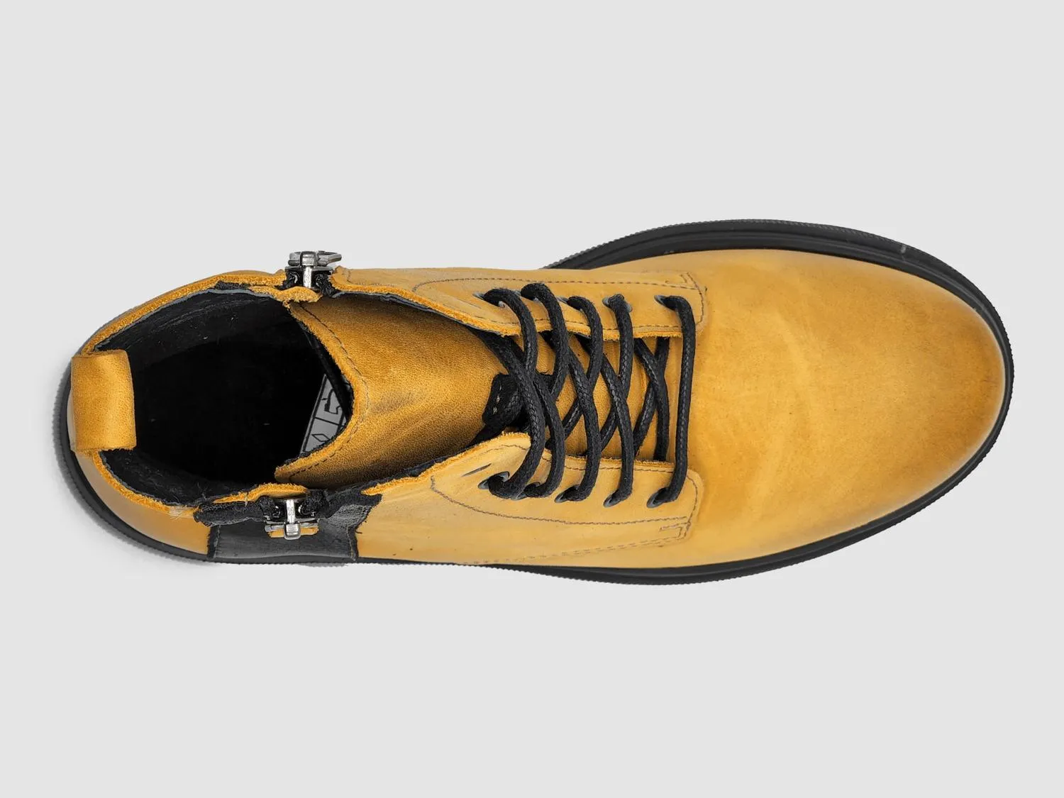 Women's Modern Lined Zip-Up Leather Boots In Yellow