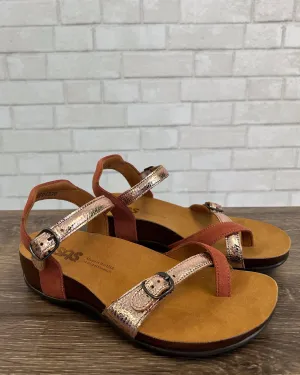 Women's Pampa Toe Loop Sandals In Copper