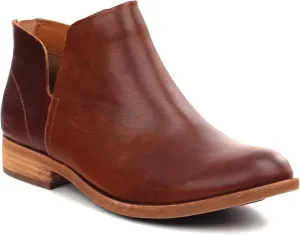 Women's Renny Ankle Boot In Tan (Rum)
