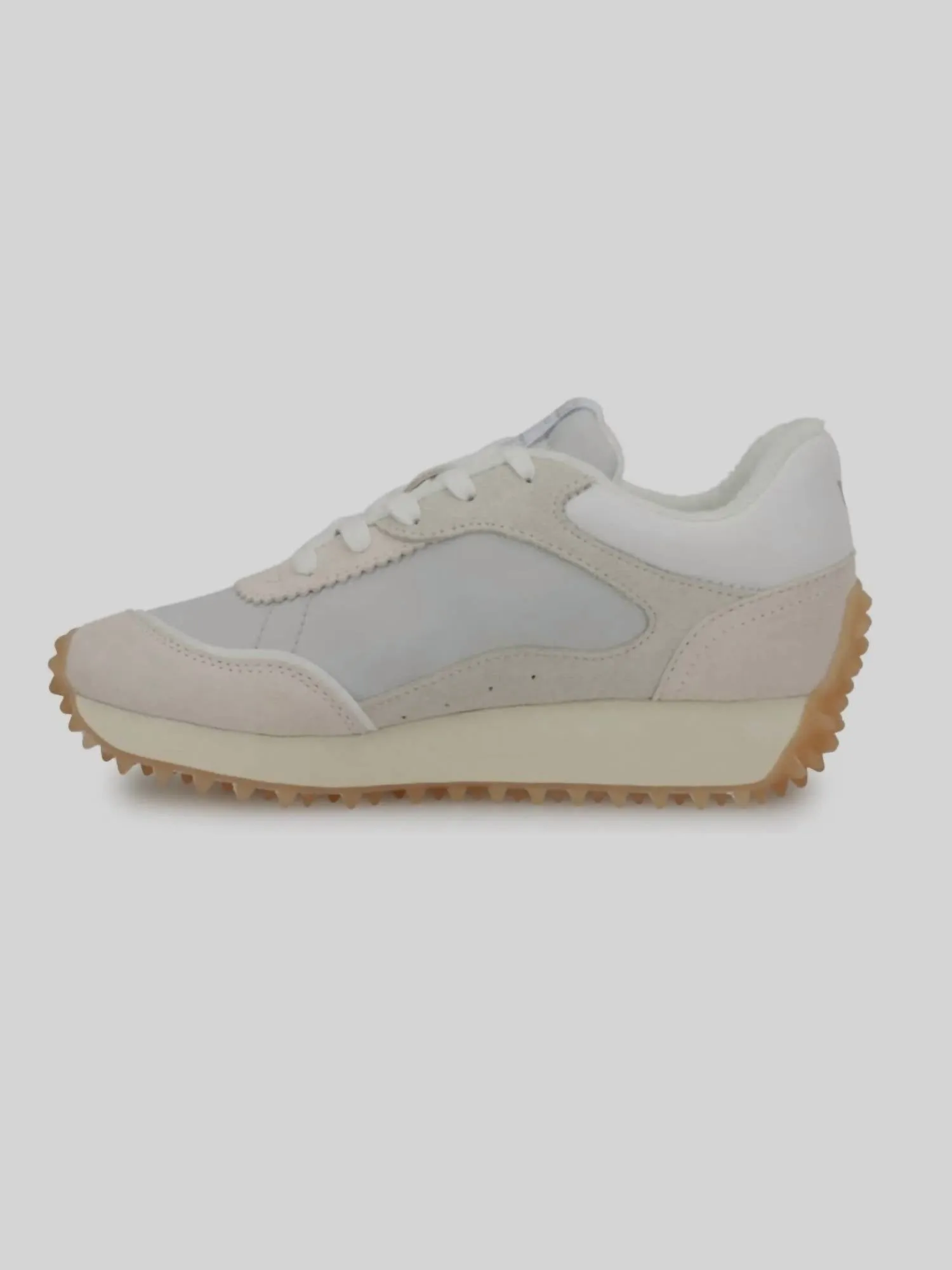 Women's She's A Ten Tennis Shoe In White Pebble
