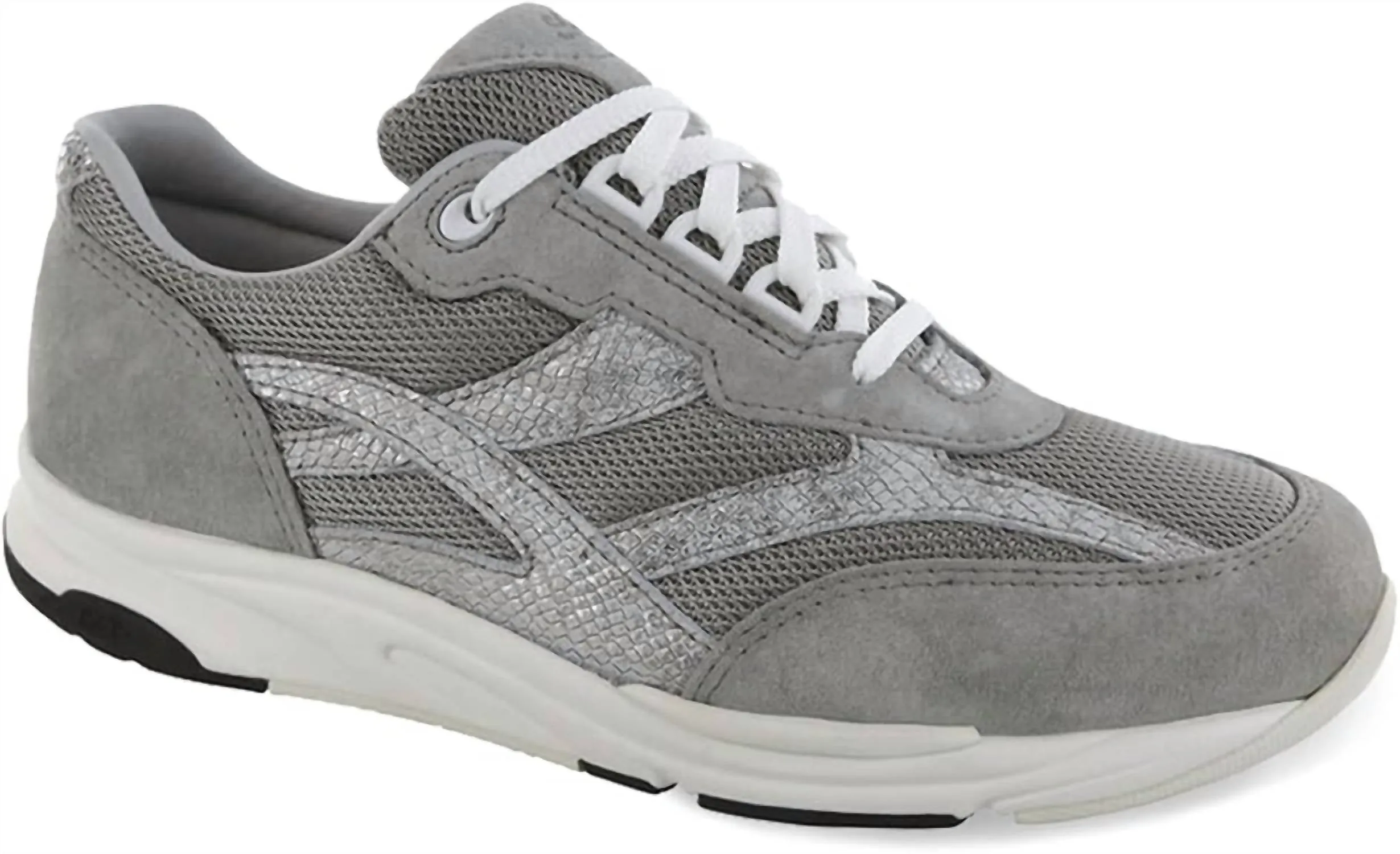 Women's Tour Mesh Lace Up Sneaker In Plata Mix
