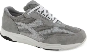 Women's Tour Mesh Lace Up Sneaker In Plata Mix
