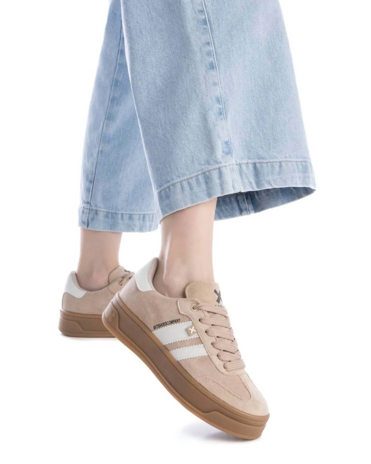 Women's Trainer Sneakers In Beige