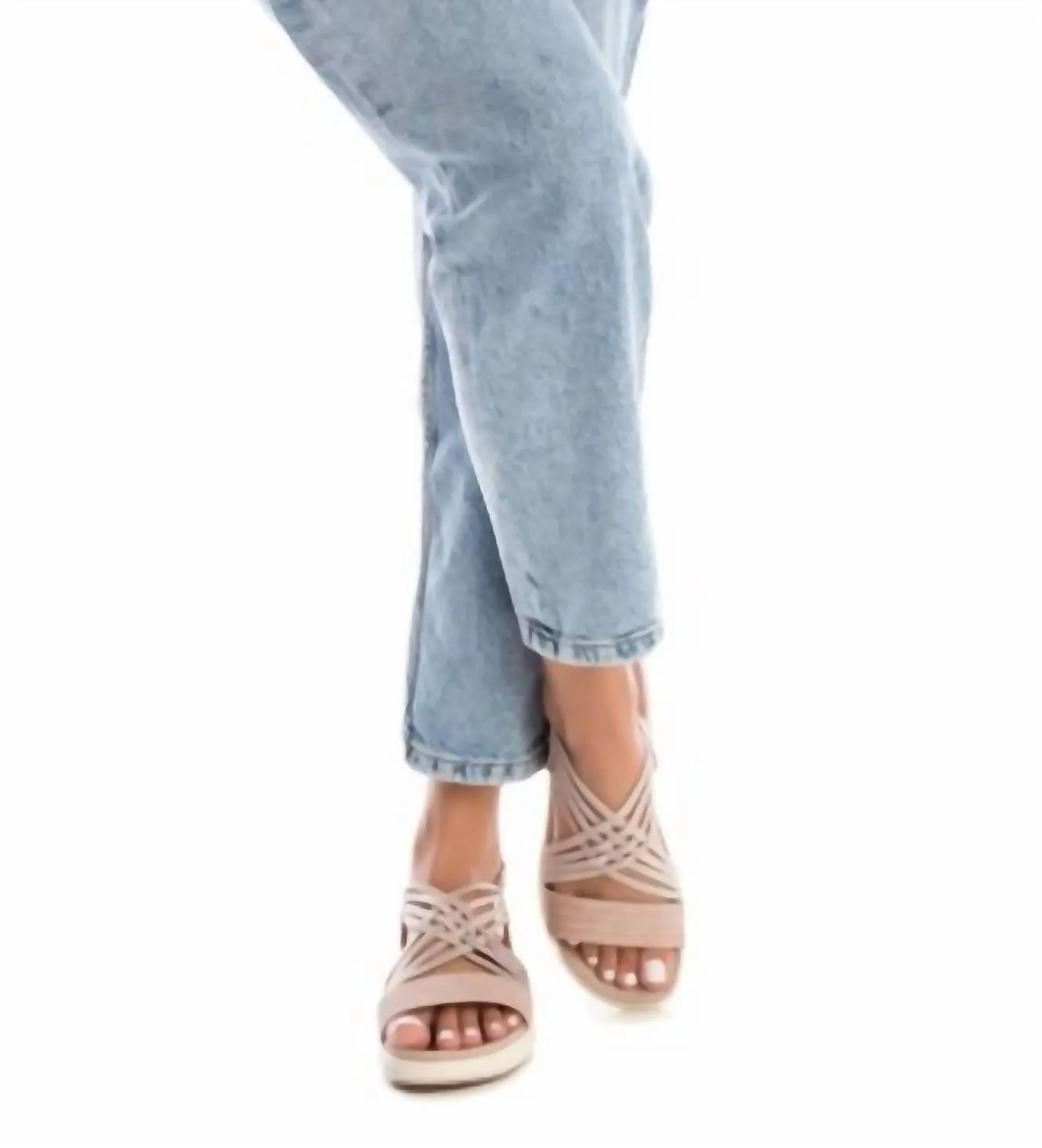 Women's Wedge Sandals In Nude